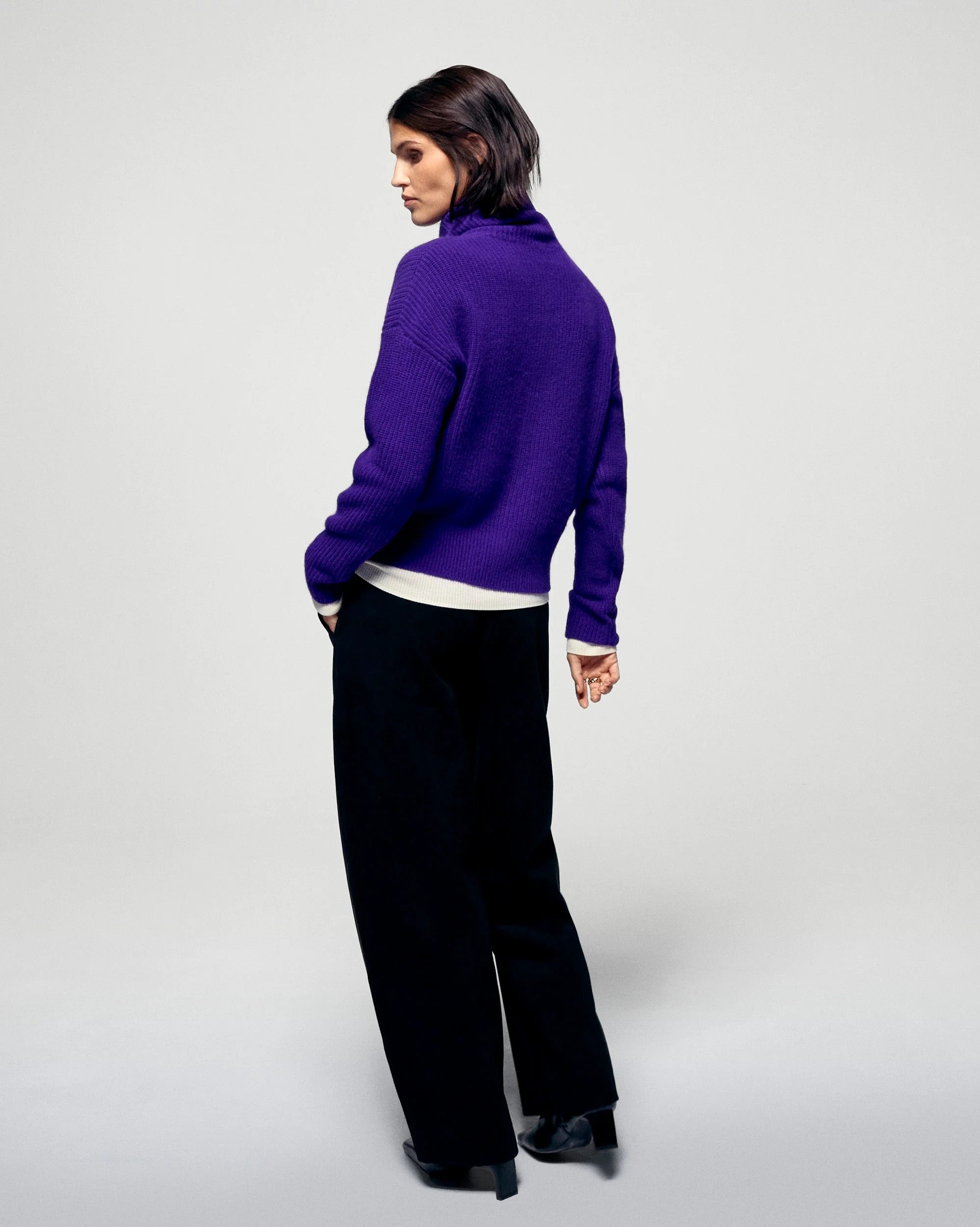 Pull Cardigan à Côtes (H25 / FEMME / Velvet Purple) - Image 3